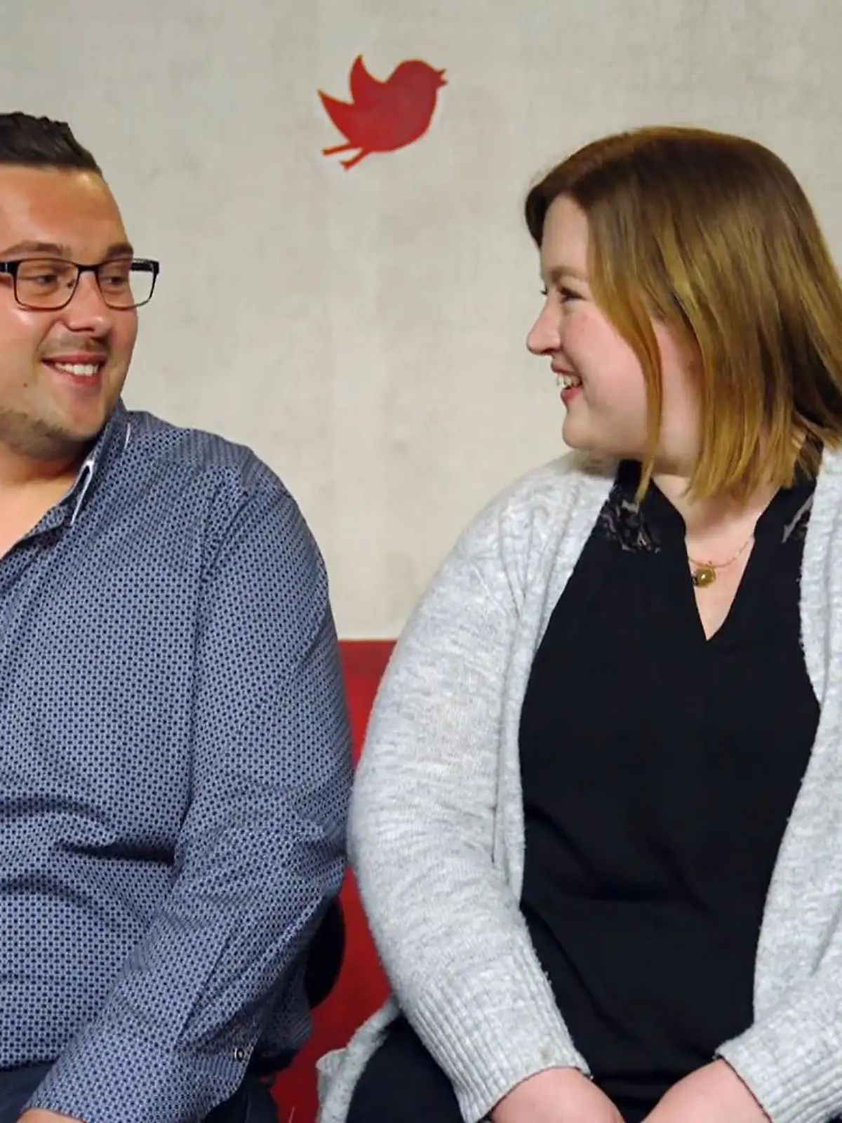 Bild zu: "Hat es bei Nico und Lara gefunkt?"