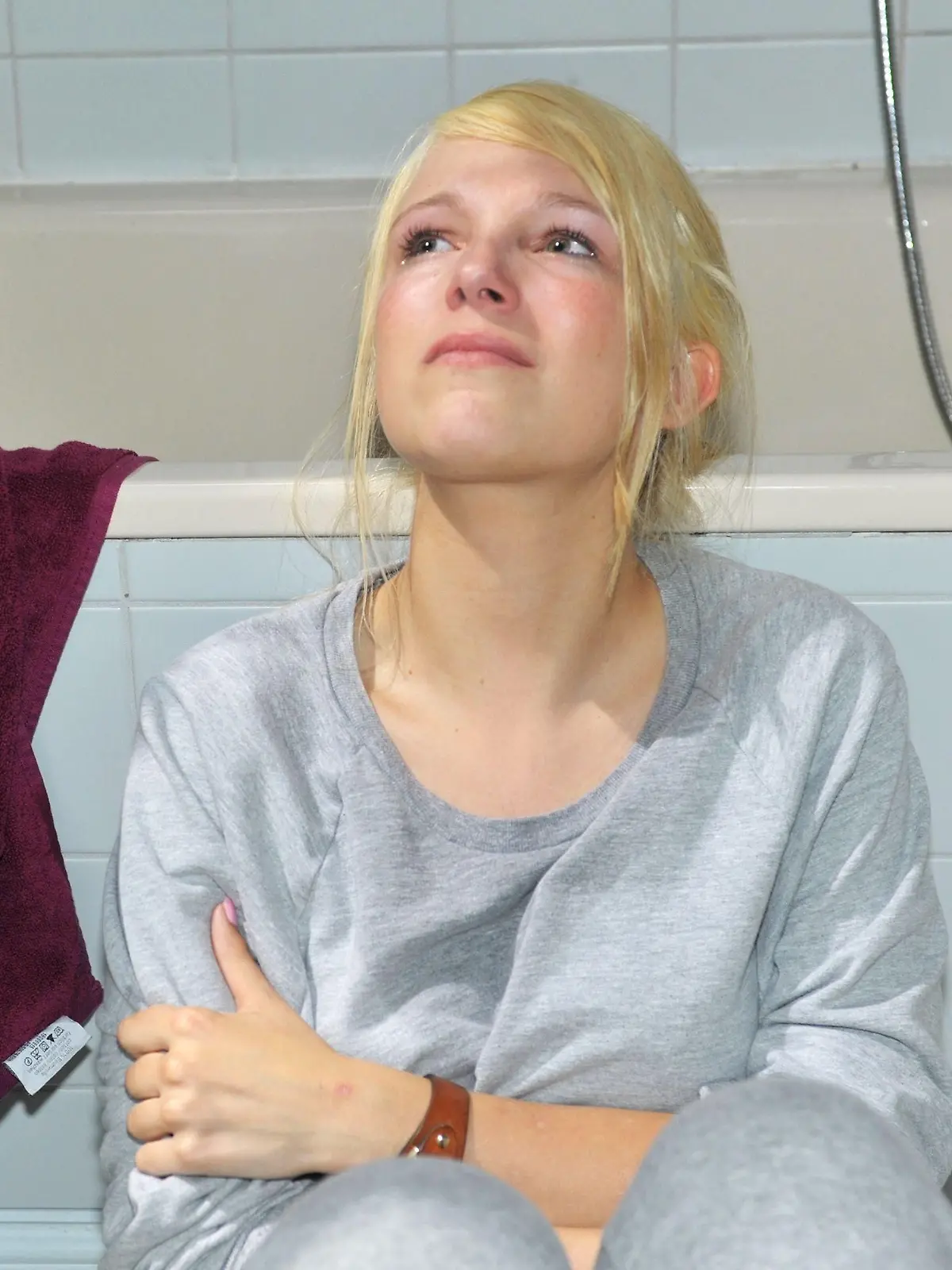 Lilly (Iris Mareike Steen) verzweifelte bereits 2013  an den Folgen, die ihre Bulimie nach sich zieht.