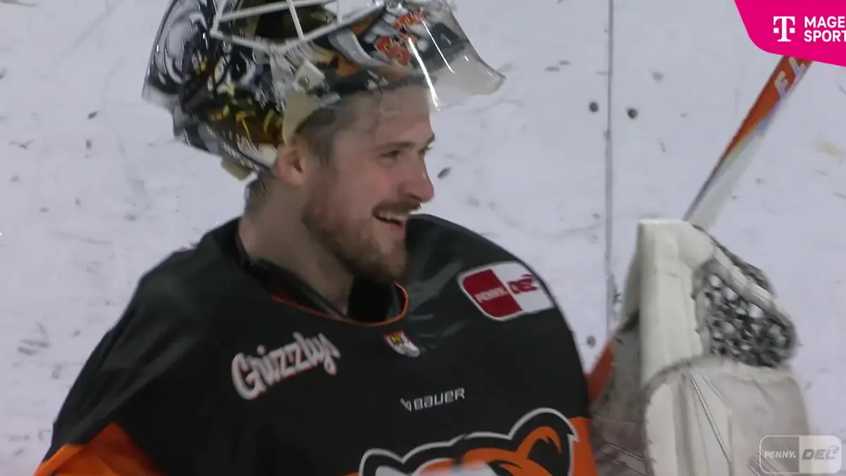 Eishockey-Geschichte! DAS hat es in der DEL noch nie gegeben Ekstase in der Halle
