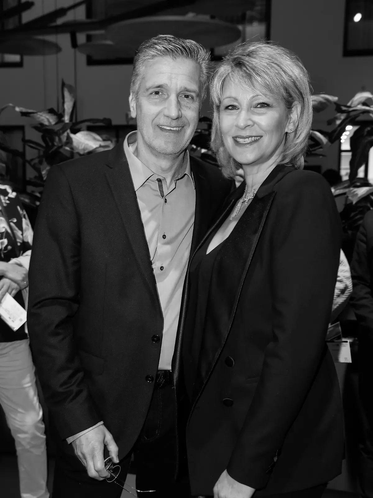 Claudia Jung und Mann Hans Singer kommen zu dem Smago Award 2020 im Hotel MOA auf.