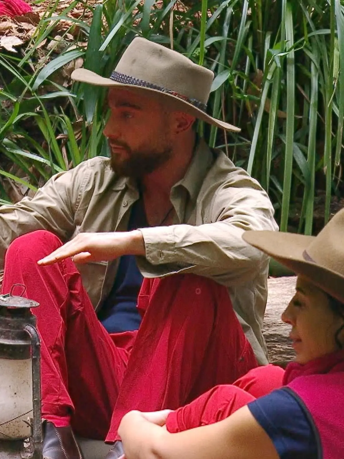 Samira Yavuz und Umut Tekin sprechen über Vertrauensbrüche, die sie bis heute beschäftigen.