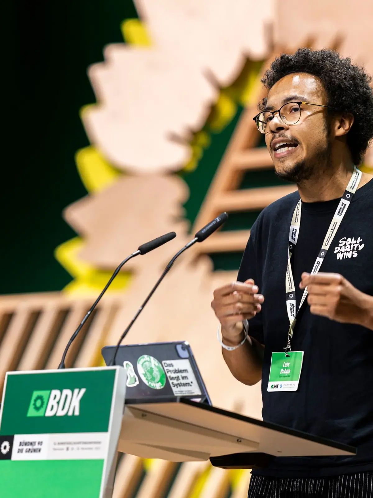 Bild zu: "Grüne hetzen gegen Grüne: Jugendchef rechnet mit Cem Özdemir ab"