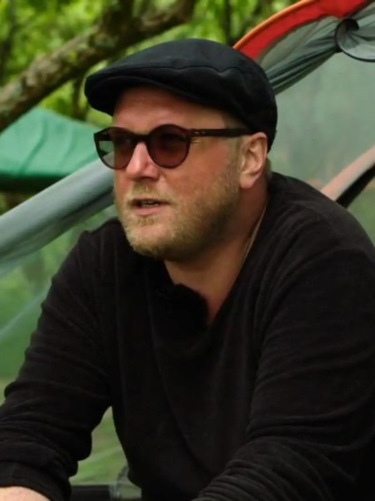 Bild zu: "Max Strohe staunt über seine Originalküche"