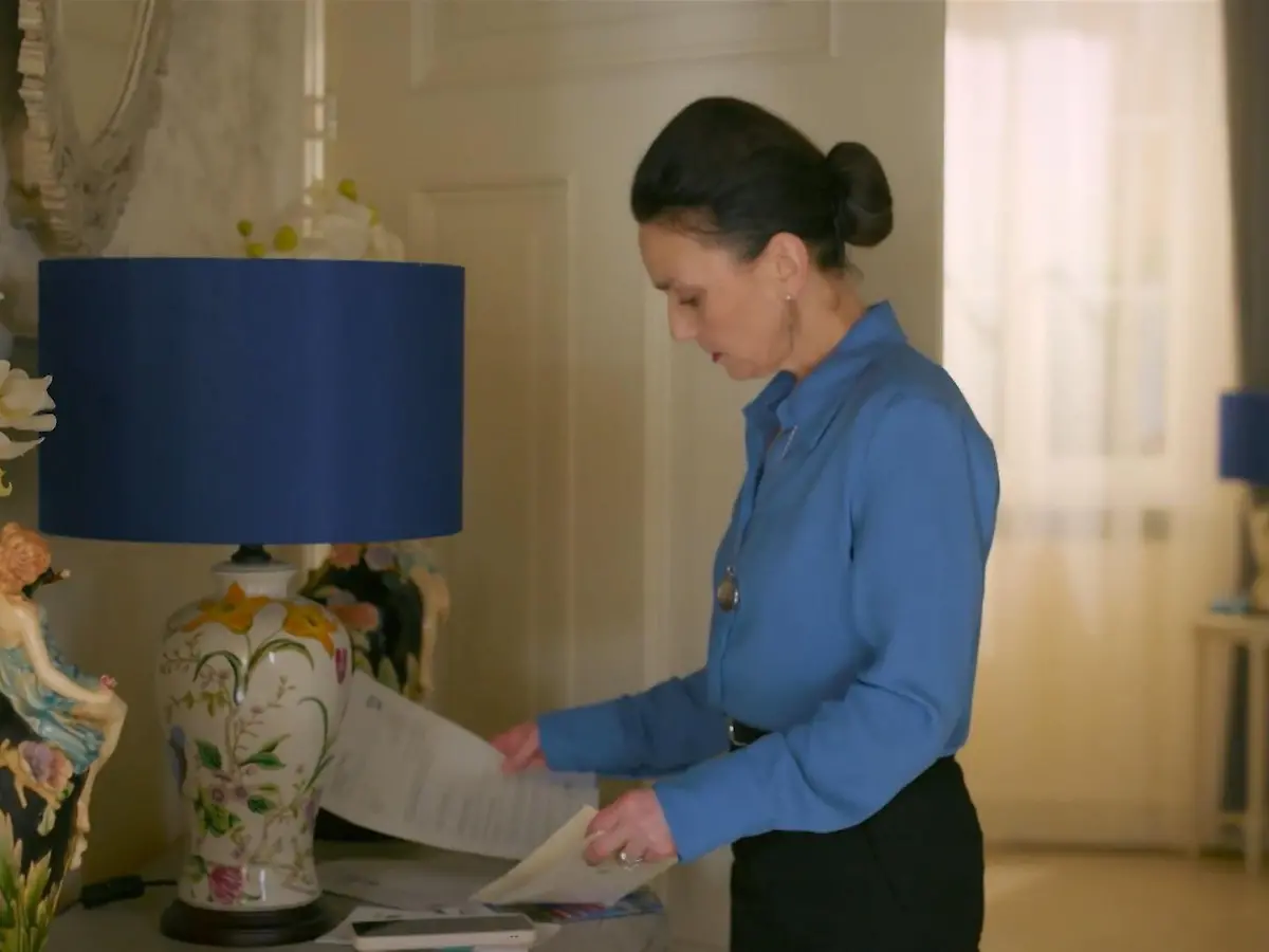 AWZ-Vorschau heute auf RTL+: Simone entdeckt Richards Scheidungspapiere