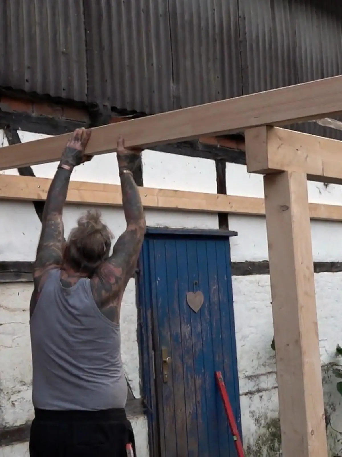 Bild zu: "Schaffen die 'Harten Hunde' alle drei Projekte?"