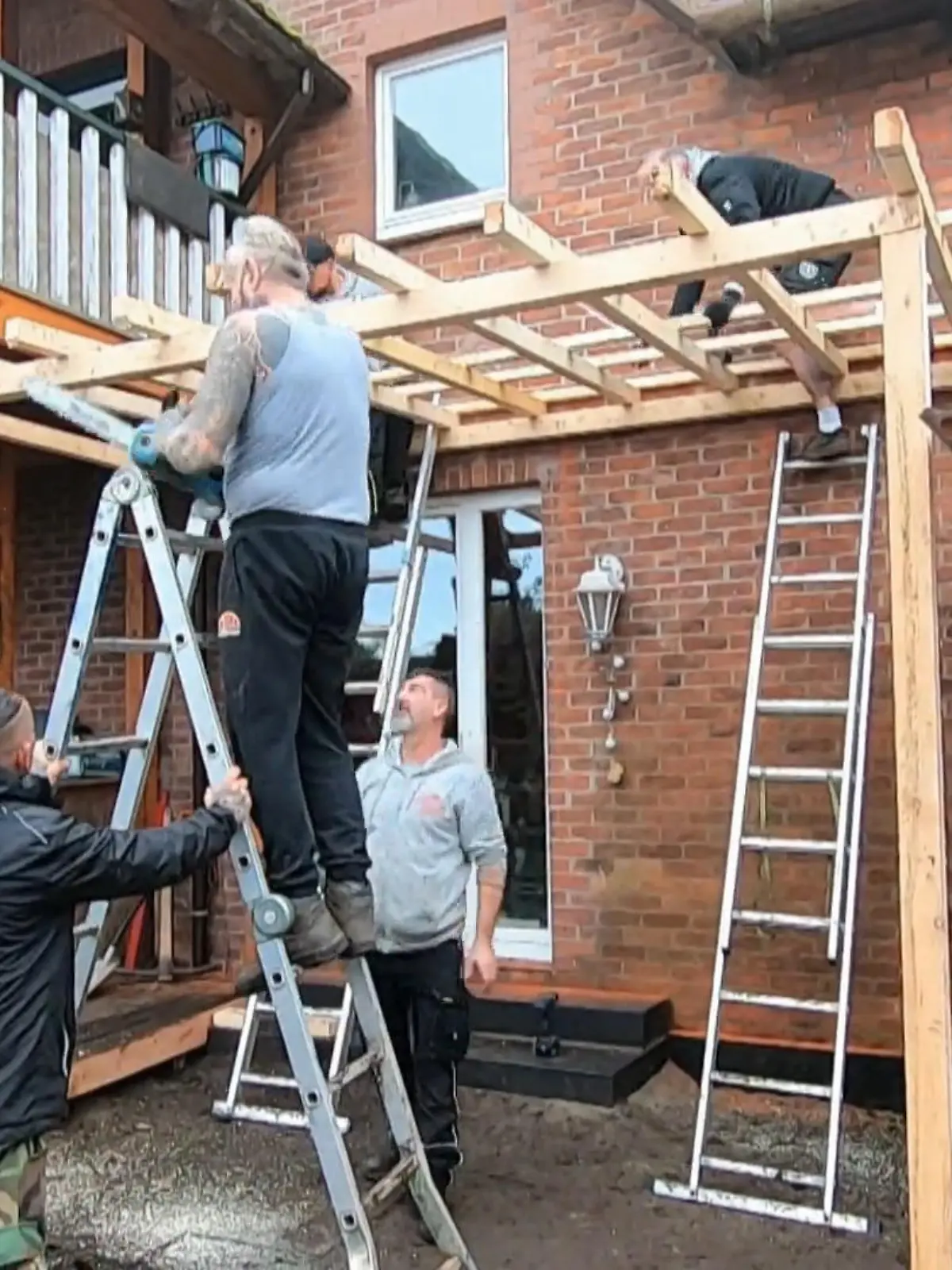 Bild zu: "Liebe, Pflege – und ein Dach drüber"