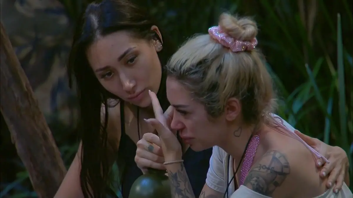 Ariel erzählt von gestorbenem Vater - Samira kommen die Tränen Dschungelcamp 2026