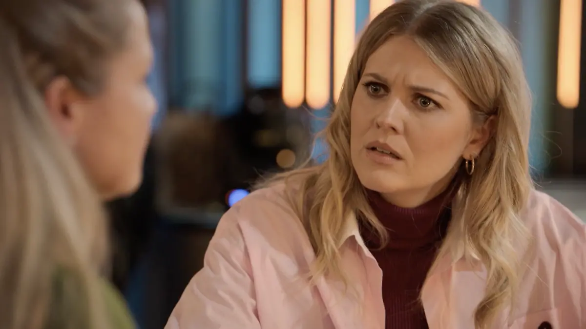 Alicia möchte ihrer Mutter in ihrer schweren Phase beistehen.