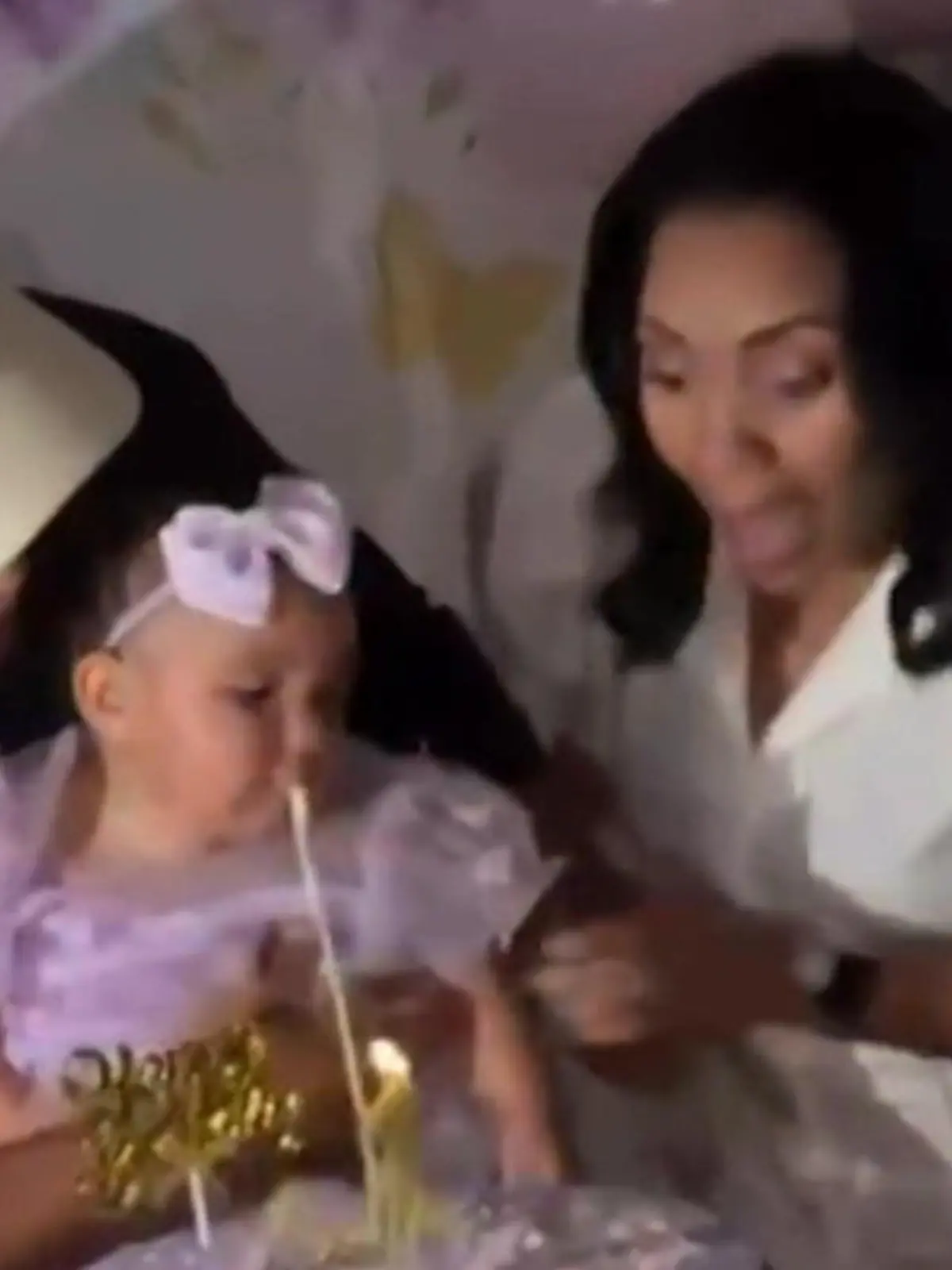 Bild zu: "Kotz-Alarm auf Geburtstagsparty! Cecilia schockiert ihre Familie"