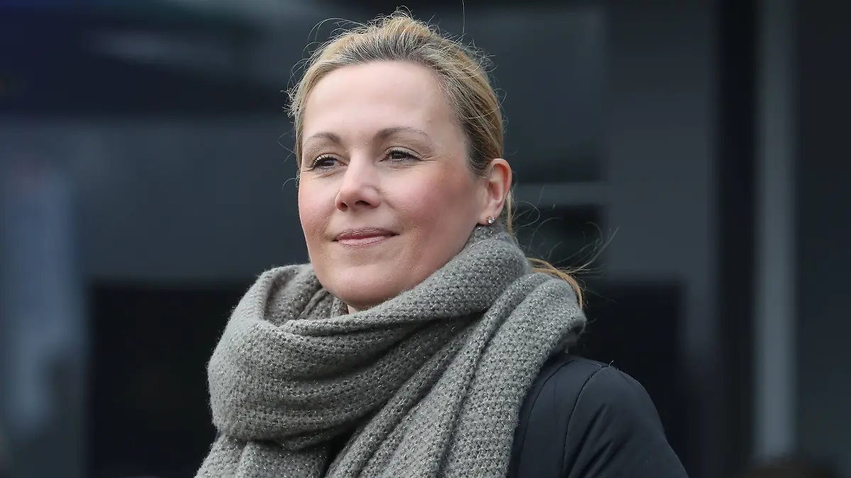 epi_1004100134_IMAGO SP_82612159_p678 vb k+ Bettina W.png