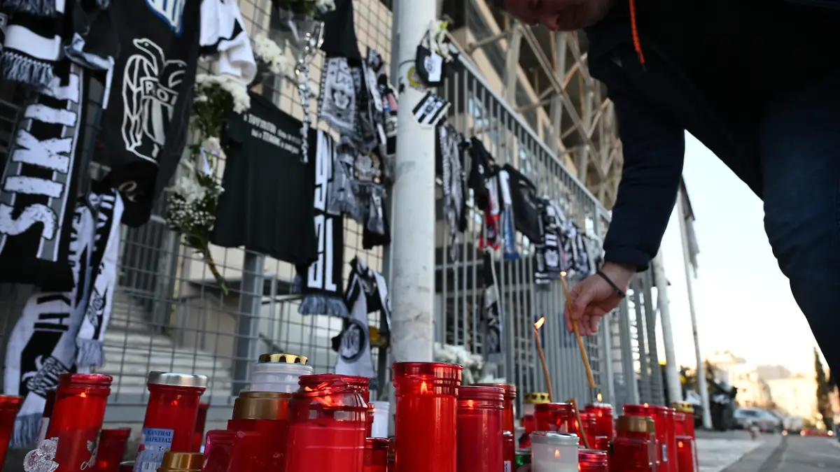 Griechische Fans sterben vor Europa-League-Spiel