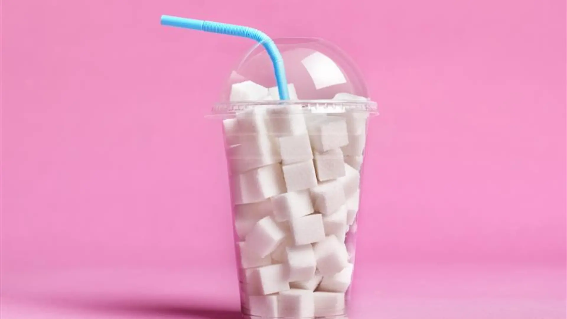Cola, Saft oder Eistee: Ein Blick aufs Etikett zeigt, wie schnell das tägliche Zuckerlimit erreicht ist.