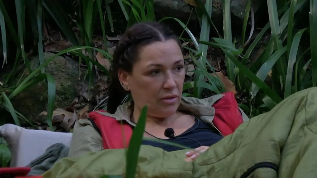 Hobby-Psychologin Simone analysiert Gil und die Situation Simone hat Mitleid