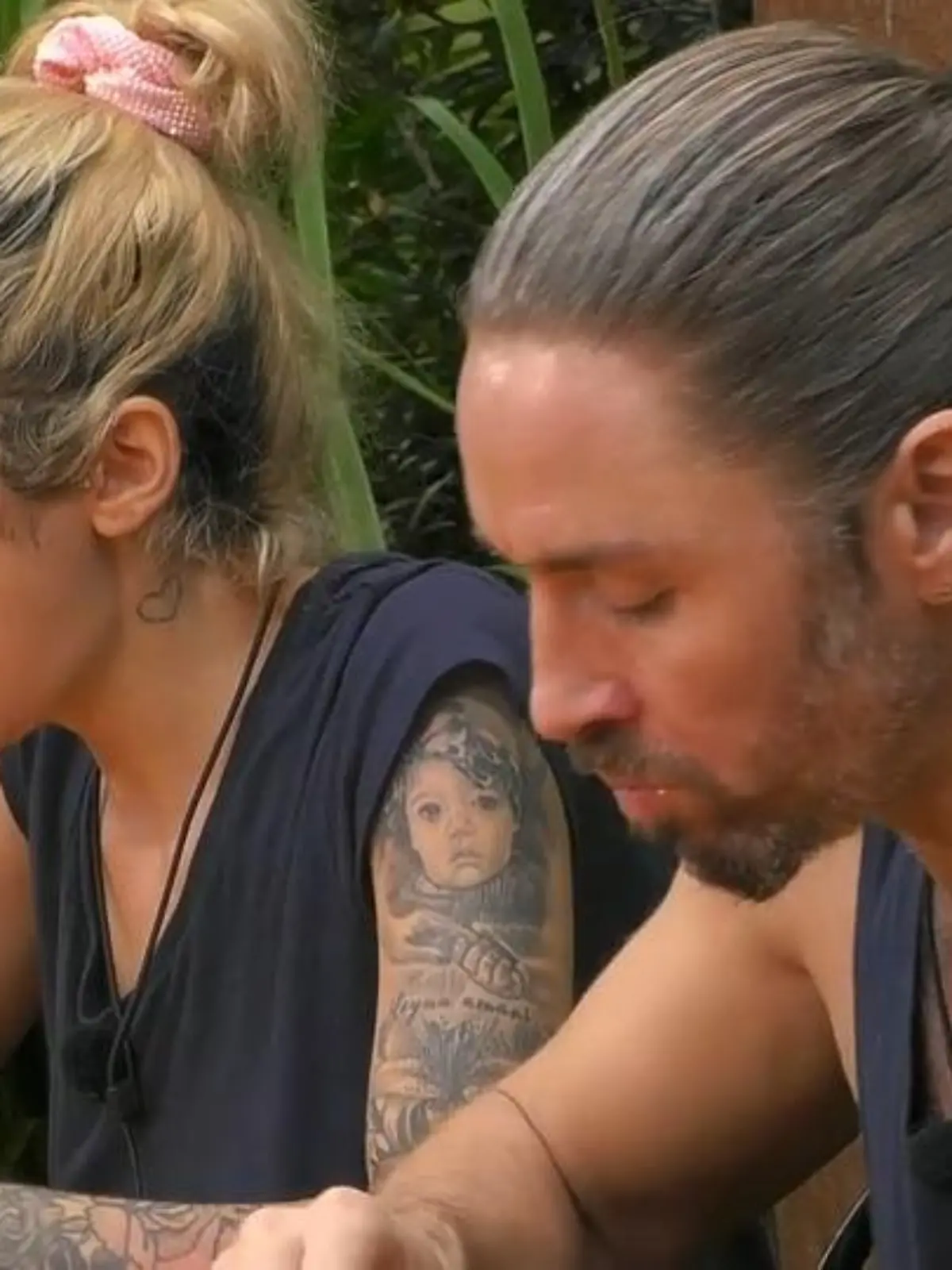 Bild zu: "Schlucken oder Spucken? Ariel, Gil und Eva testen Delikatessen aus dem Dschungel"