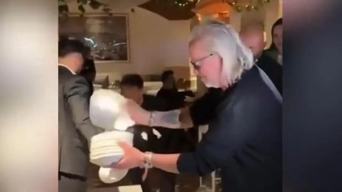 Party-Krach! So wild feiert Robert Geiss seinen Geburtstag Teller fliegen durch die Luft