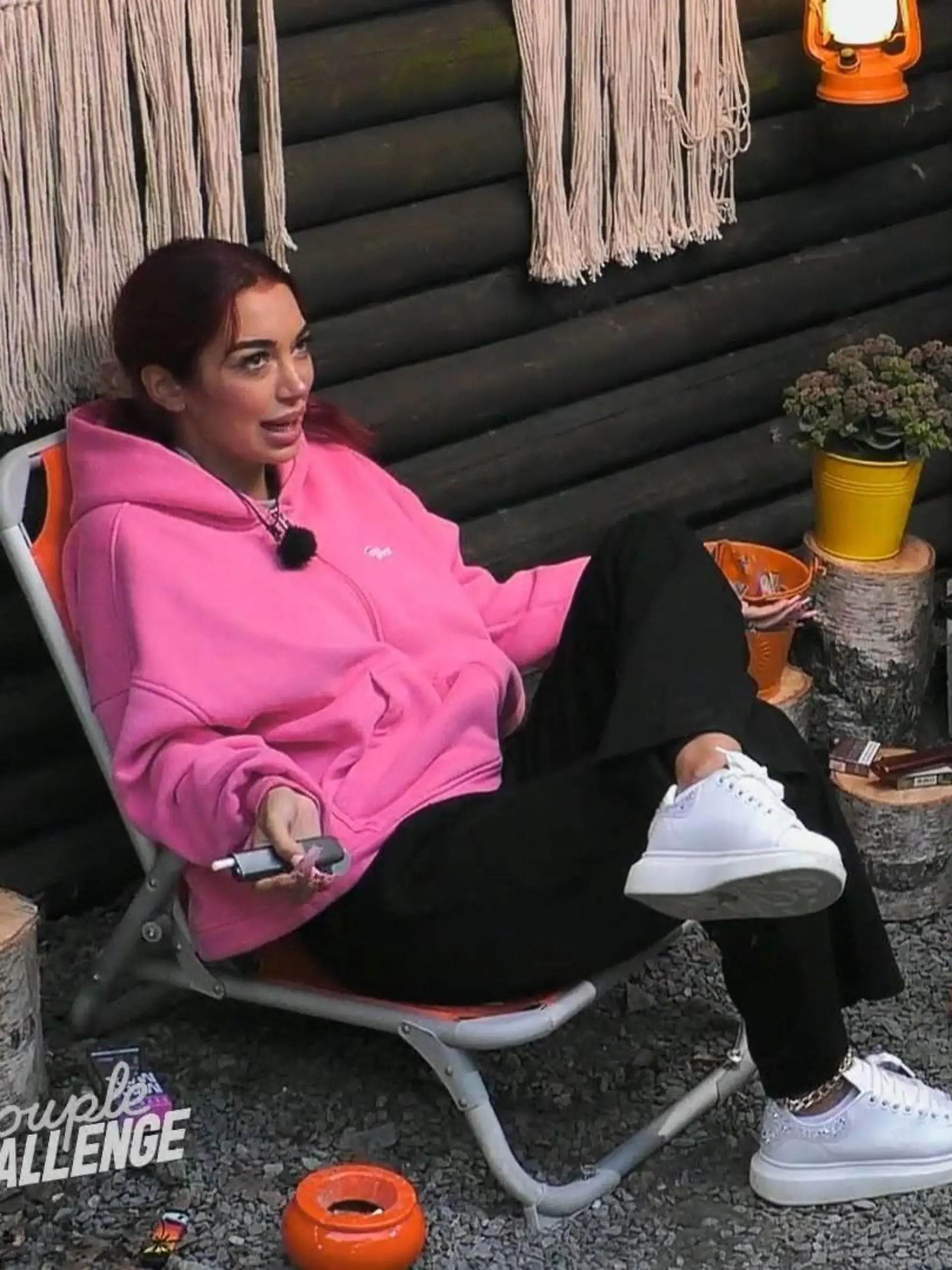 Bild zu: "Ariels Versuch, sich mit Sophie zu versöhnen, geht nach hinten los!"