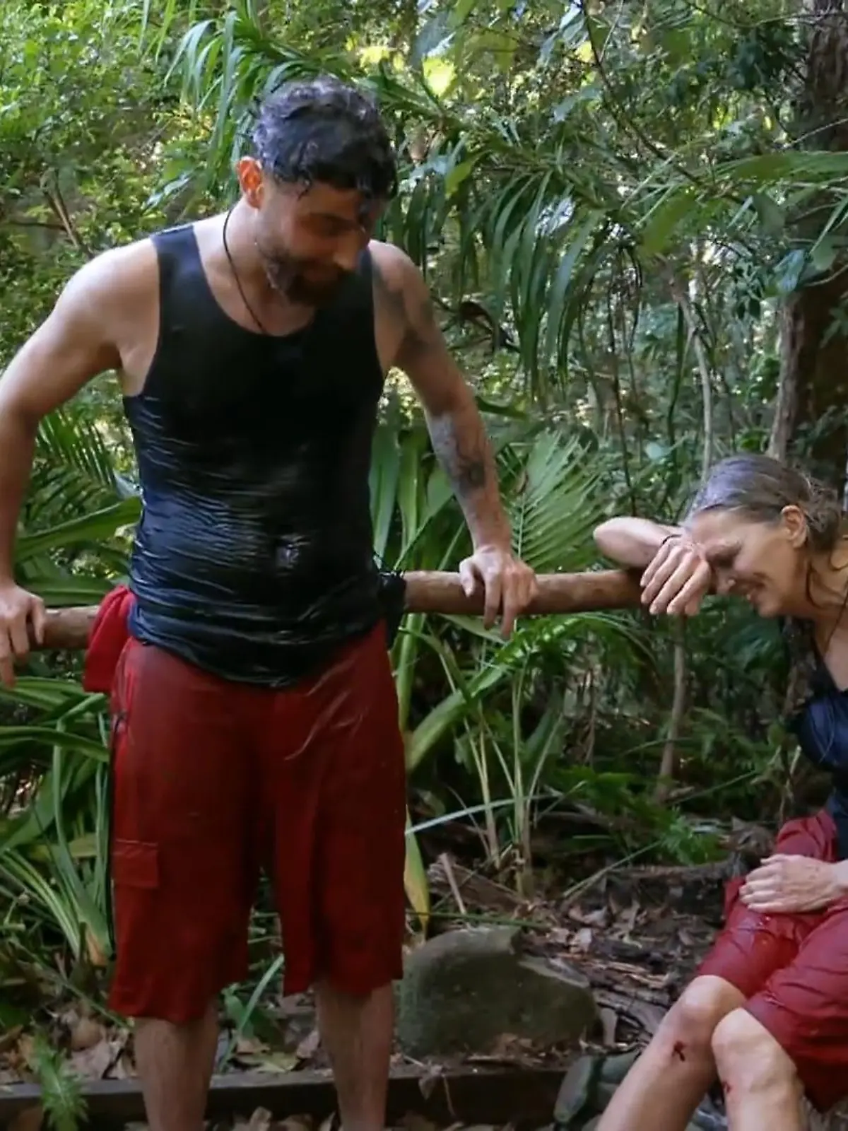 Bild zu: "Schockmoment: Verletzung bei der Schatzsuche"