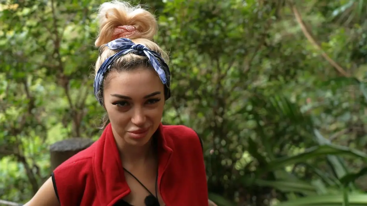 Täglich grüßt die Meerjungfrau: Ehrgeiz bei Ariel Erneute Dschungelprüfung