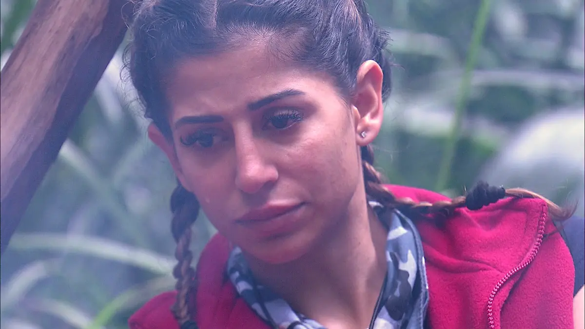 Dschungelcamp-2026-Eva-Benetatou-wird-bei-IHR-ganz-emotional