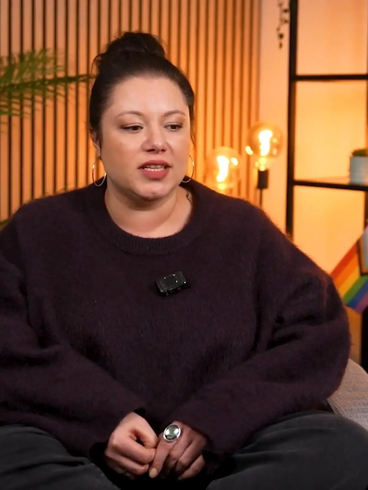 Bild zu: "AWZ-Star Julia Augustin wird im Abschieds-Interview emotional"