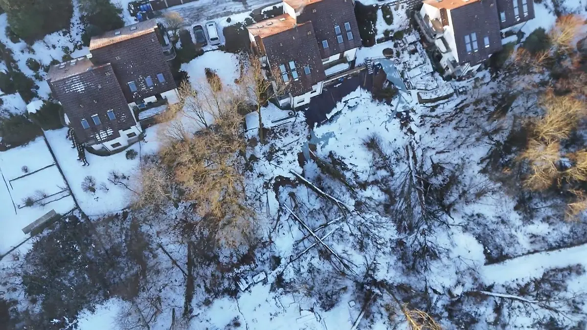 Familien am Abgrund Ihre Häuser drohen zerstötz zu werden