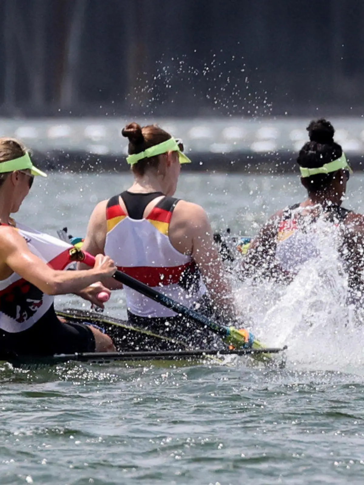 28.07.2021, Japan, Tokio: Rudern: Olympia, Doppelvierer, Frauen, Finale im Sea Forest Waterway. Die Ruderinnen von Deutschland (Daniela Schultze, Franziska Kampmann, Carlotta Nwajide, Frieda Hämmerling) in Aktion. Foto: Jan Woitas/dpa-Zentralbild/dpa +++ dpa-Bildfunk +++