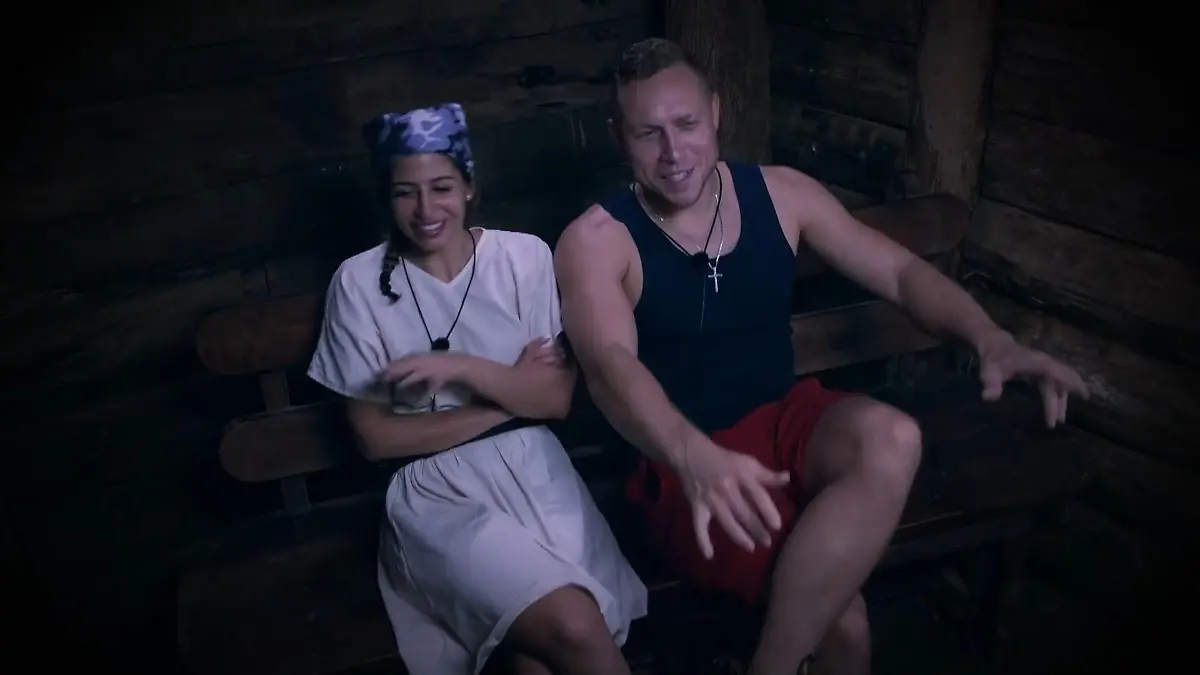 Ariel glaubt: Eva Benetatou schmeißt sich an TV-Bauer Patrick ran! Dschungelcamp 2026