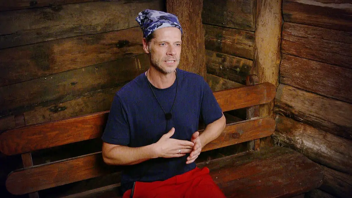 Dschungelcamp-2026-Stephen-D-rrs-Anwalt-nahm-sich-das-Leben-Diese-dunkle-Zeit-wird-er-niemals-vergessen