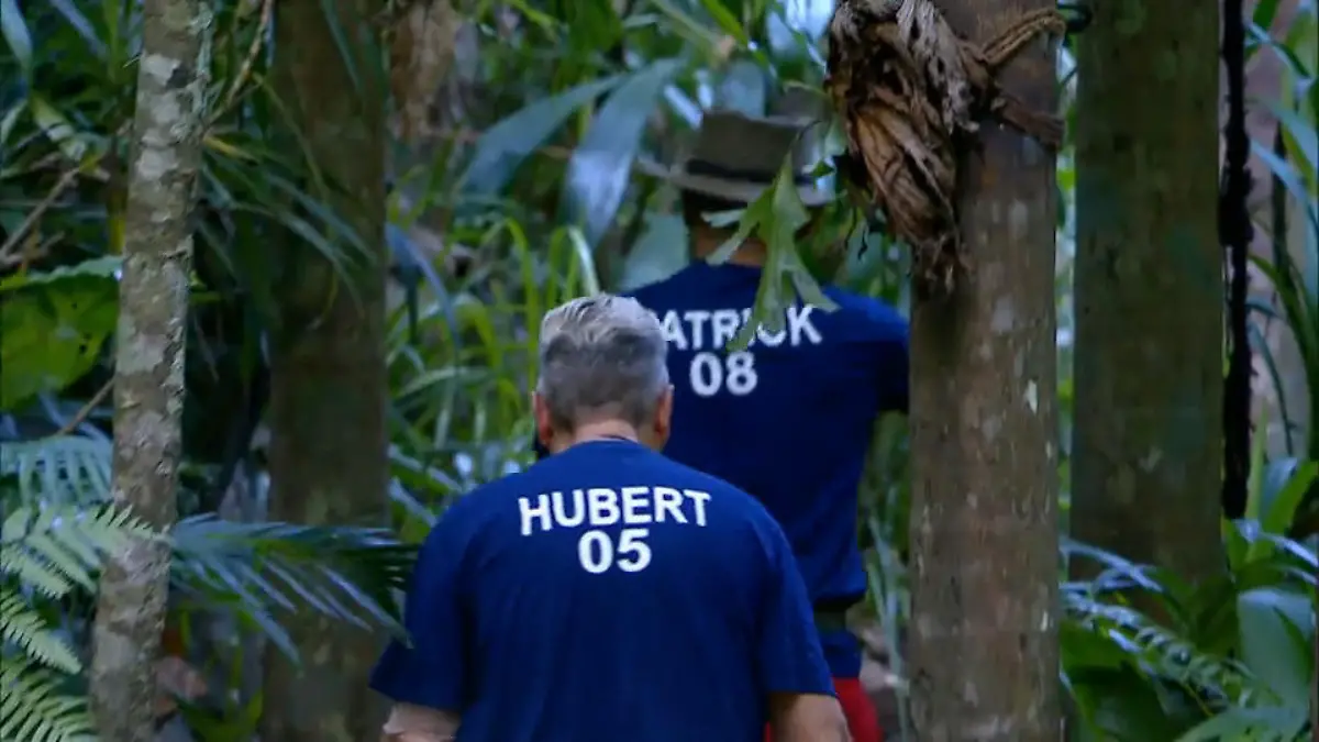 Für Patrick und Hubert geht's auf Schatzsuche Busch-Bromance