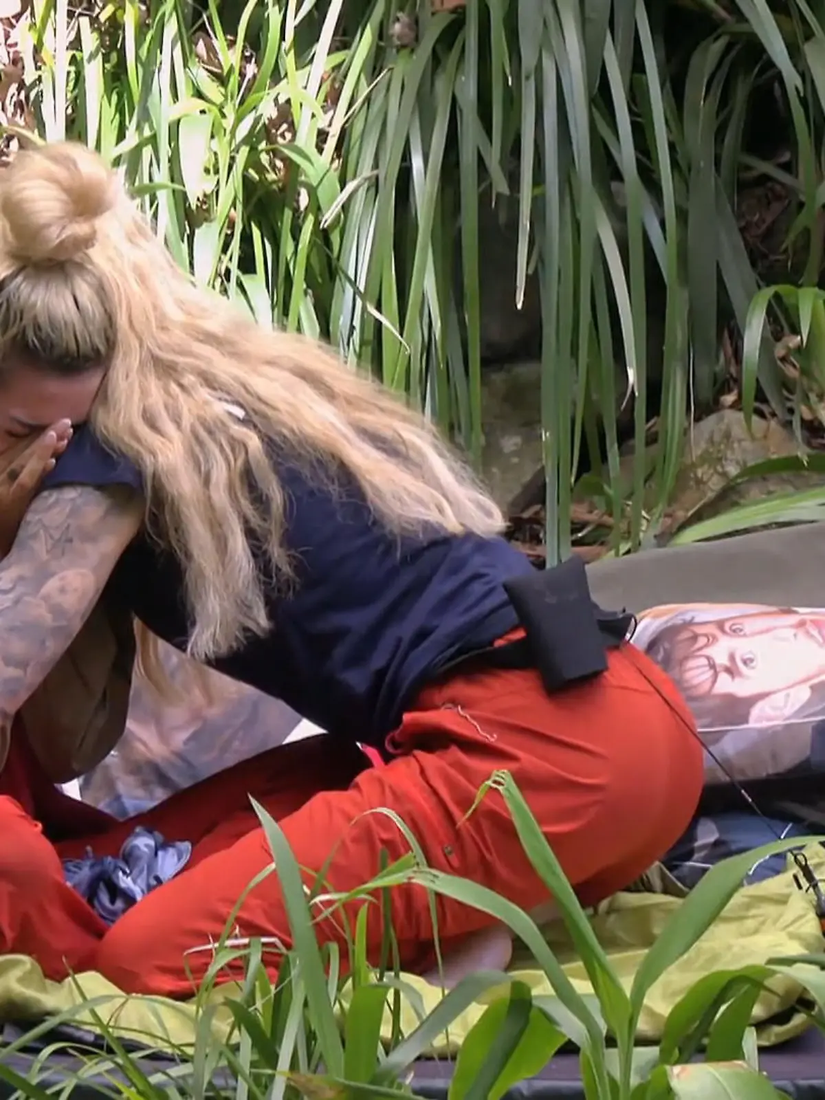 Bild zu: "Ariel und Mirja im Deeptalk: Der Verlust von Ariel sitzt tief"