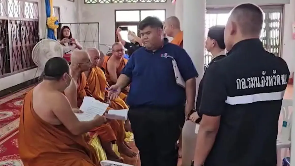 Thailand-M-nche-auf-Meth-erwischt-Heilige-St-tte-wird-zum-Drogentempel