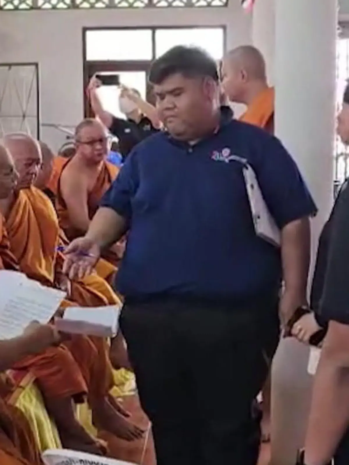 Bild zu: "Gutes Karma geht anders! Heiliger Tempel entweiht – Mönche auf Meth erwischt"