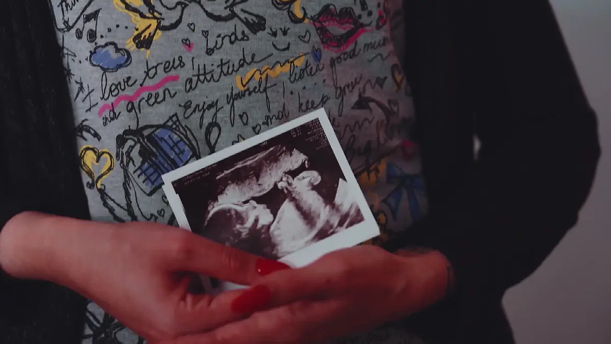 Krebsdiagnose-in-der-Schwangerschaft-Janina-muss-eine-Entscheidung-treffen