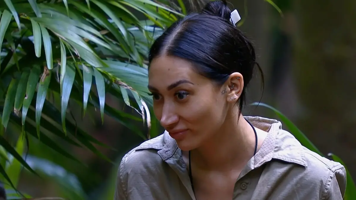 So reagiert Samira Yavuz auf Eva Benetatous Entschuldigung Versöhnliche Töne im Dschungelcamp?