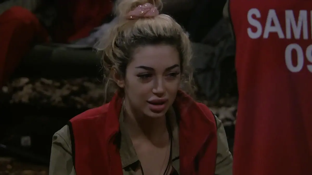 Ist die Erde eine Scheibe? Ariel glaubt, dass die Erde flach ist Dschungelcamp 2026