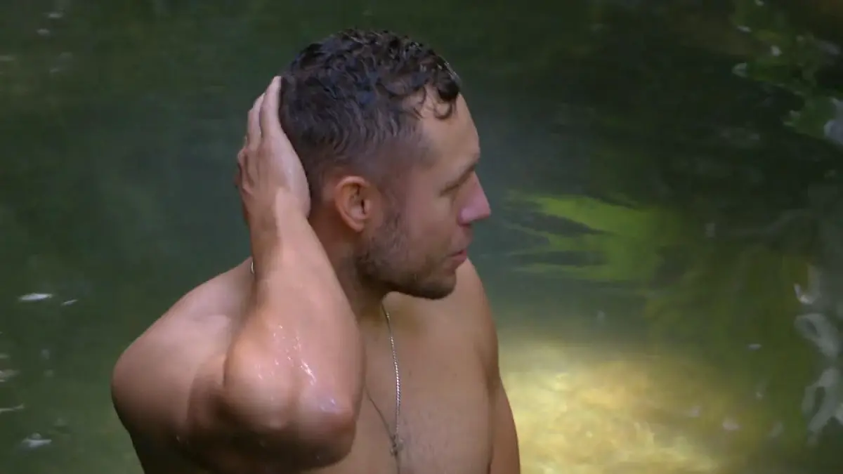 "Halt dich fern von der!" Simone misstraut Evas Intentionen Flirt-Gefahr