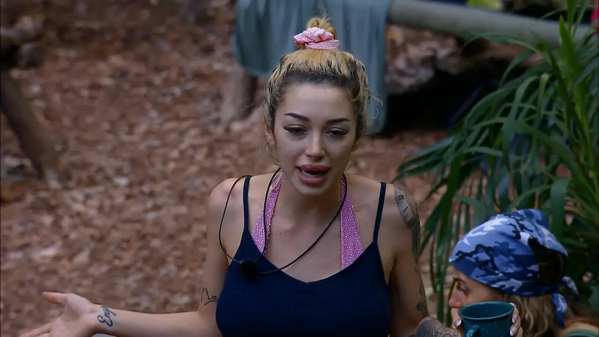 "Er hätte sie schon längst gebumst!" Keiner ist sicher vor Ariel Alles nur für Sendezeit?