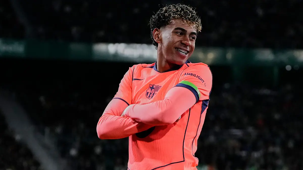 Barcelonas Lamine Yamal jubelt nach dem Führungstreffer.