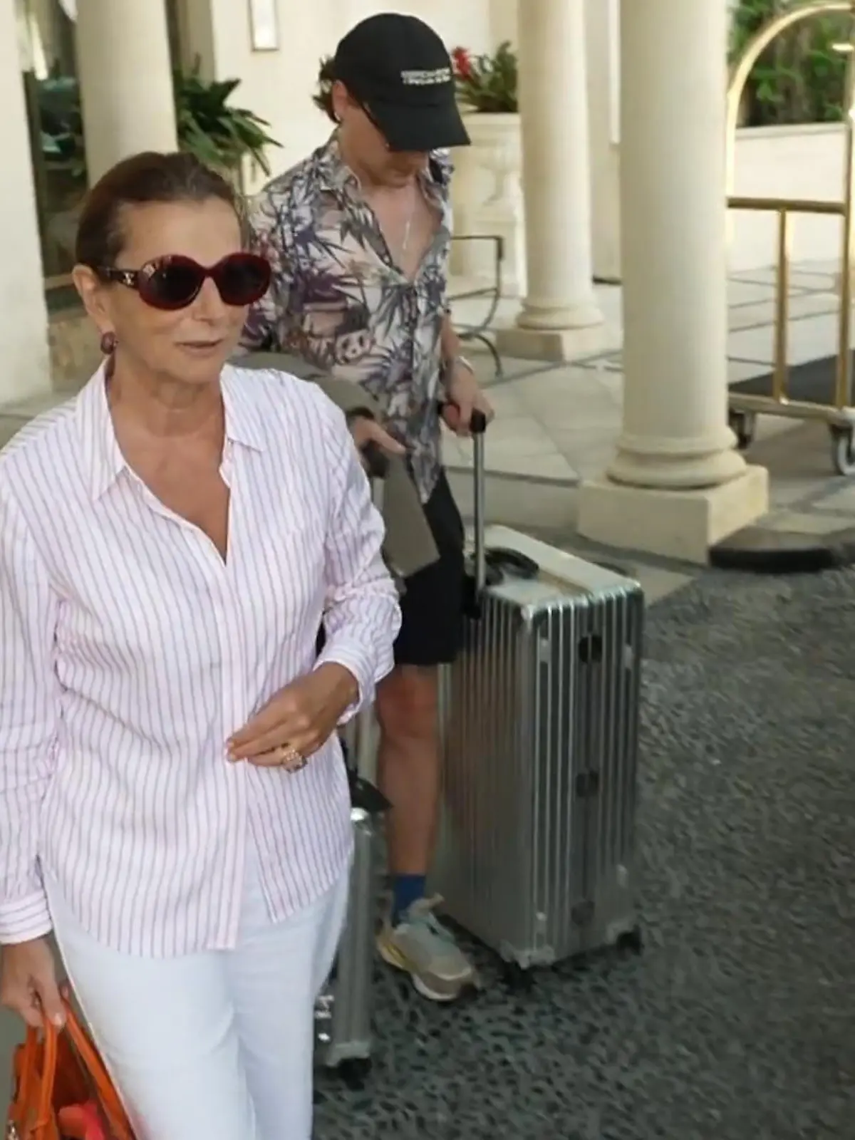 Bild zu: "Schock im Dschungelcamp-Hotel! Claudia Obert zur Abreise gezwungen"