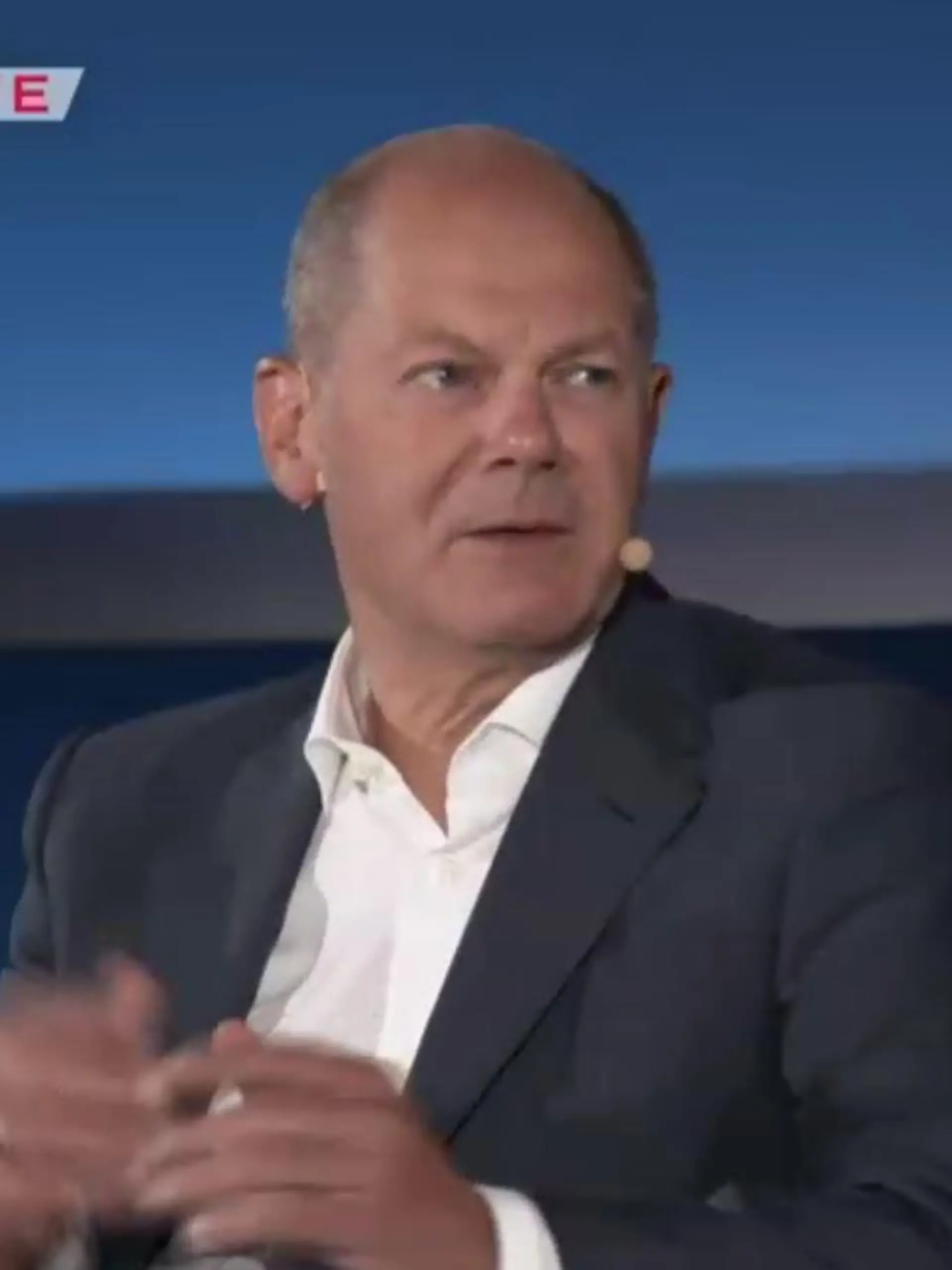 SPD-Kanzlerkandidat Olaf Scholz im Brigitte Talk