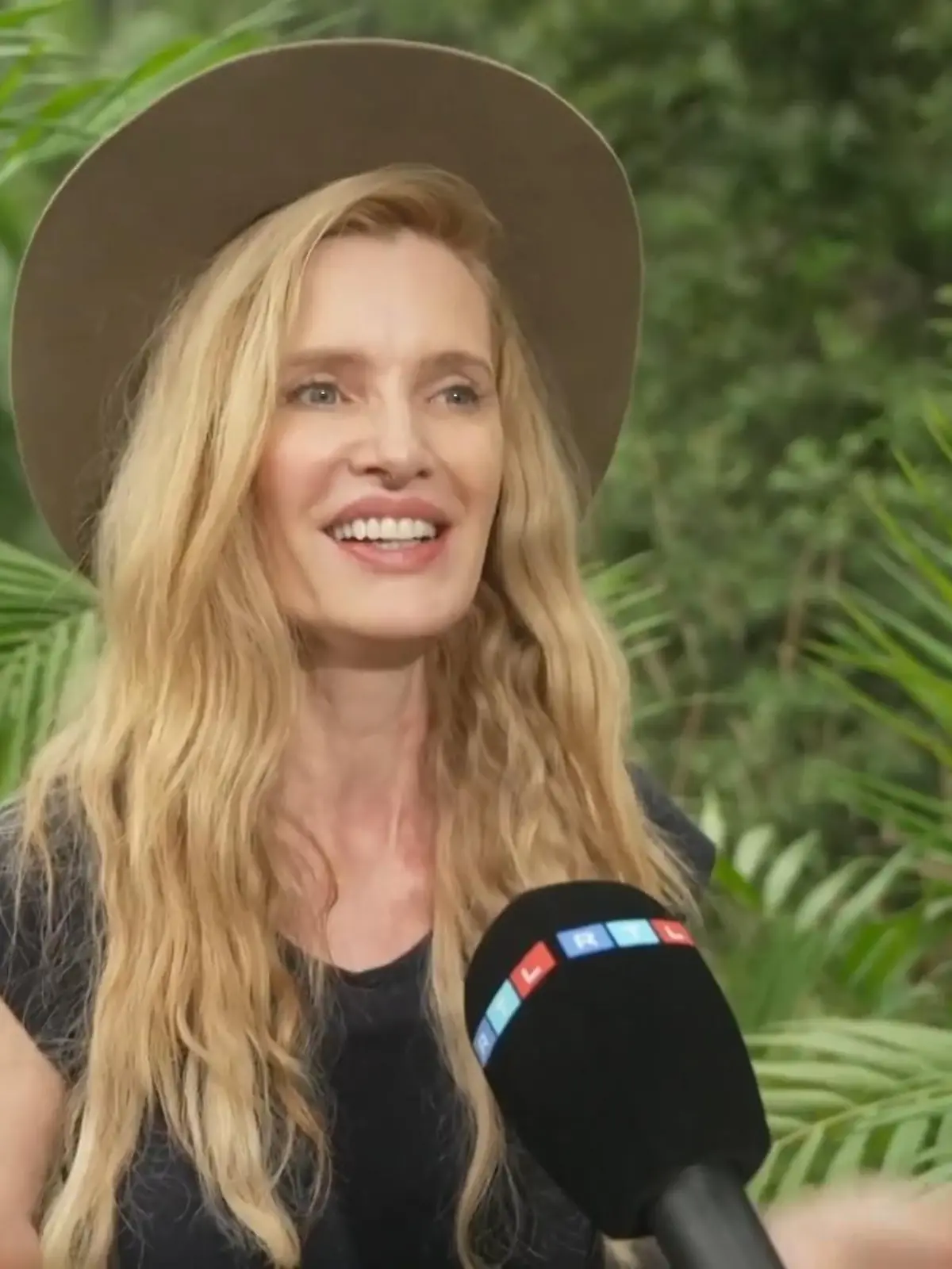 Bild zu: "Ist DAS der Grund für Mirja du Monts Dschungelcamp-Aus?"