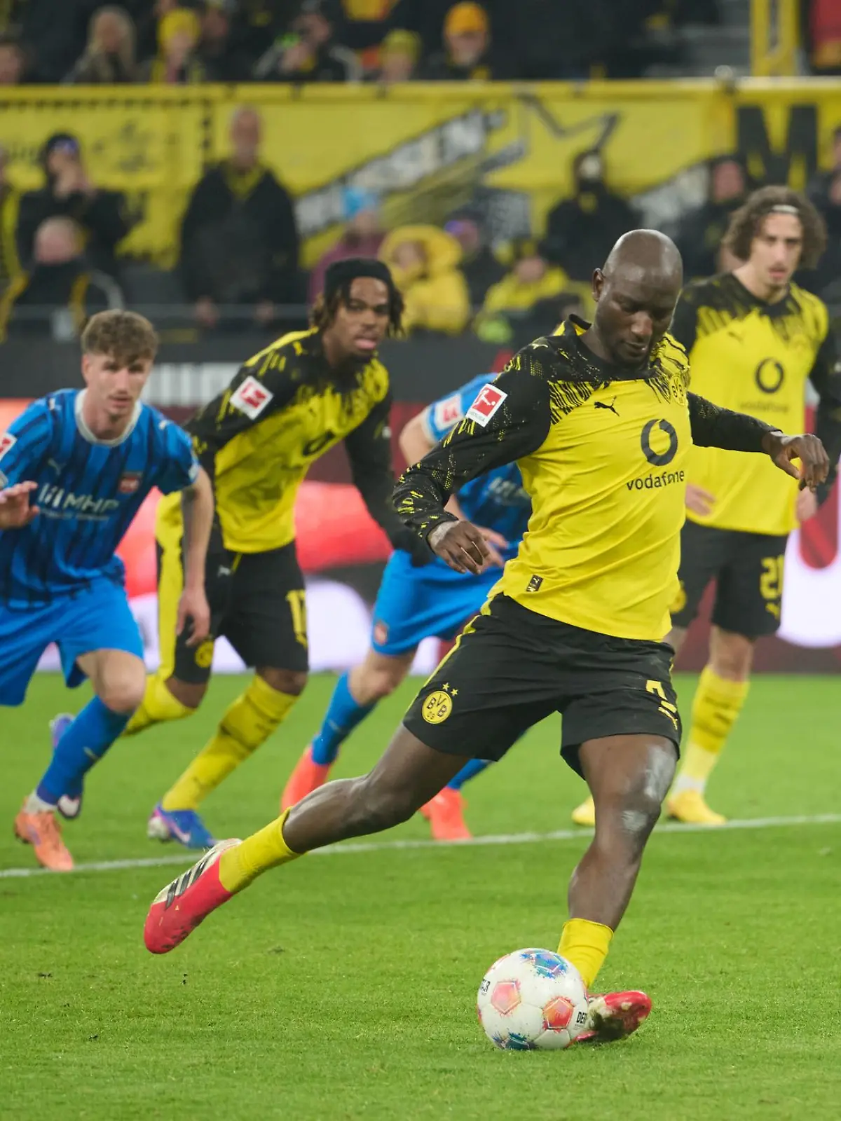 Bild zu: "Trotz Doppelpacks: Noch Luft nach oben bei Guirassy und BVB"