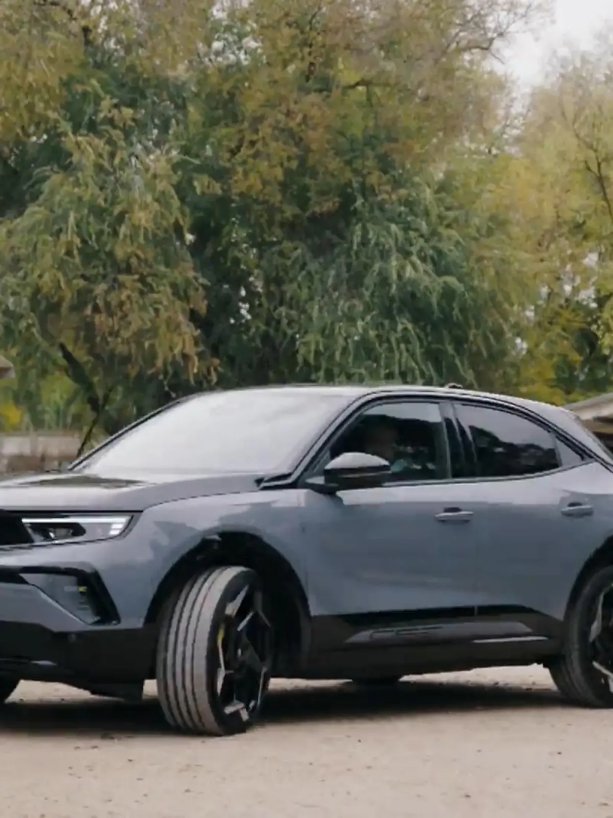 Bild zu: "Der Opel Mokka GSE im Grenzbereich"