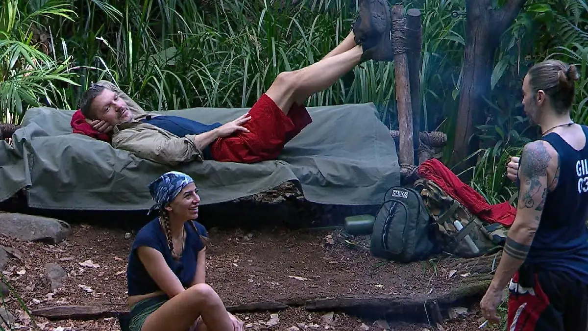 „Vielleicht braucht ihr zwei Thrombosespritzen!" Hardy und Hubert werden zur Zielscheibe Dschungel durchgelegen statt durchgezogen?