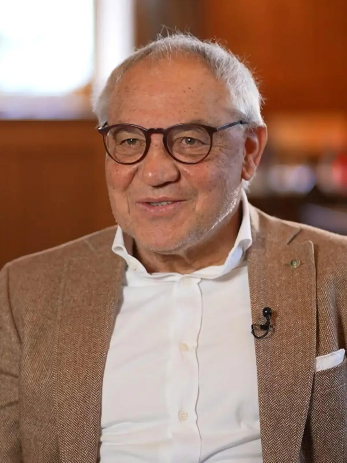 Bild zu: "Wird eine HSV-Legende neuer Trainer von Erzrivale Werder Bremen?"