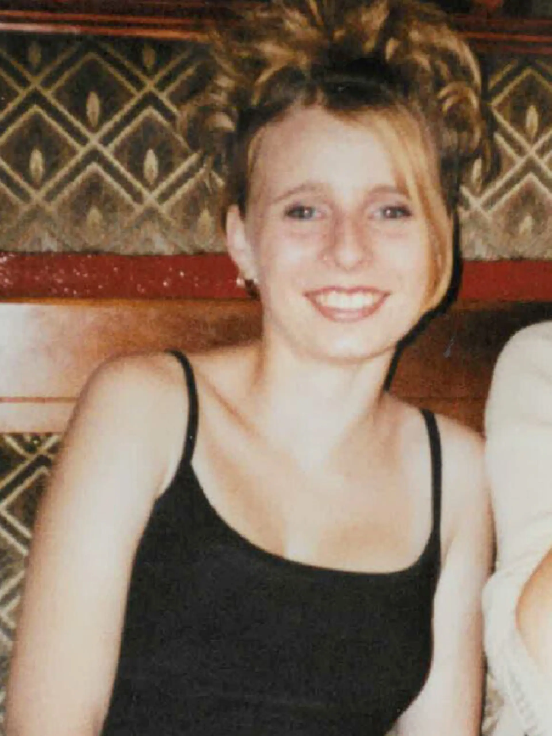 Bild zu: "Mutter stirbt, ohne zu wissen, wer ihre Tochter getötet hat – jetzt gesteht ein Serienkiller"