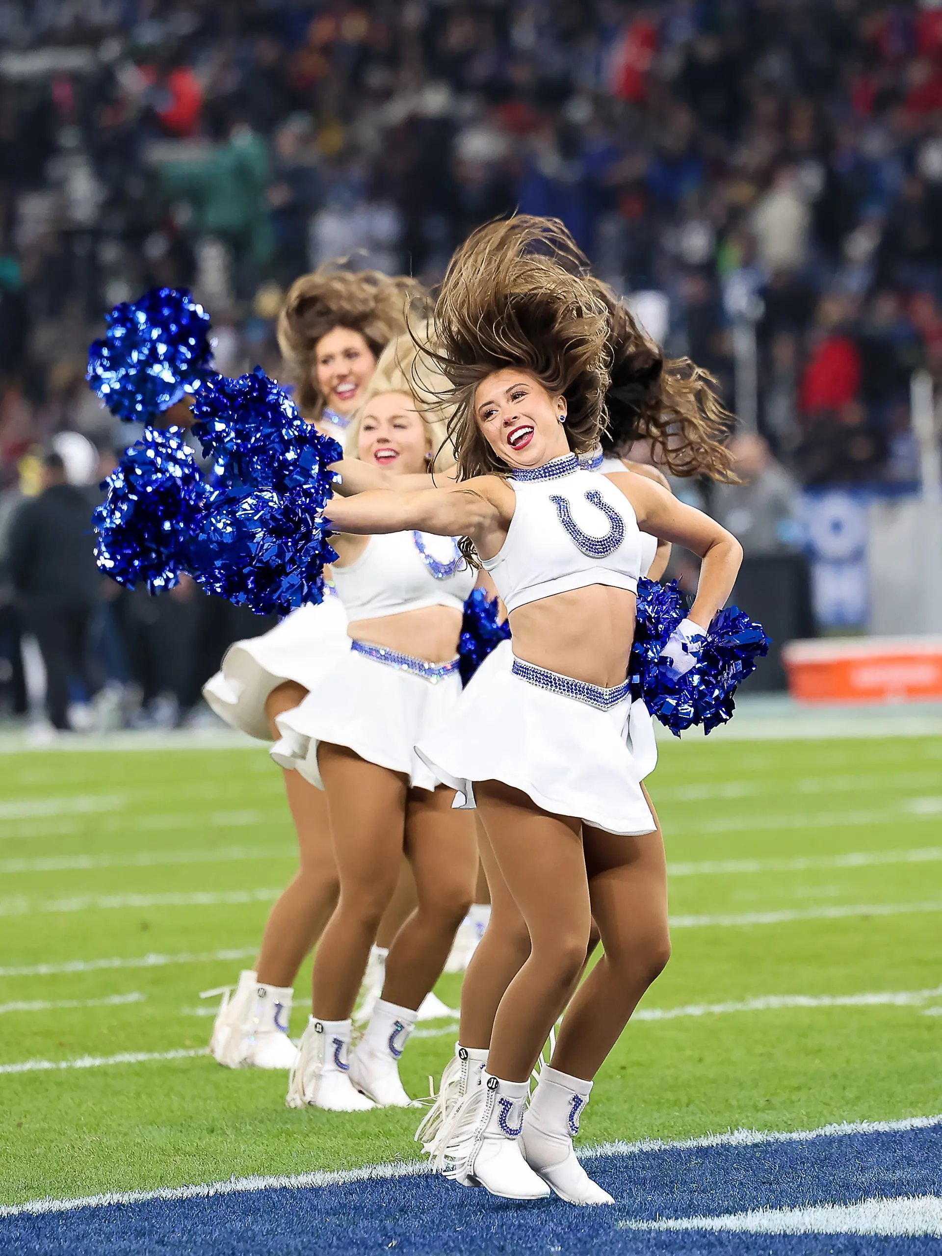 Bild zu: "Darum ist der Job der Cheerleaderinnen so hart!"