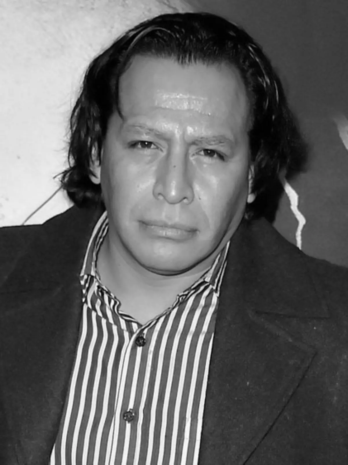 Bild zu: "Netflix-Star stirbt mit nur 55 Jahren"