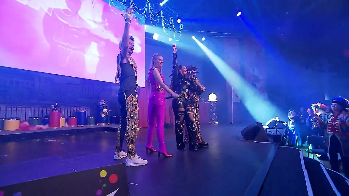 Vengaboys auf Karnevalssitzung in Köln Special-Guests in der Domstadt