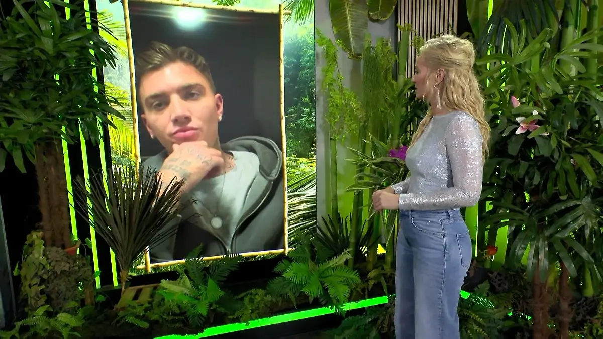 Gemischte Gefühle! So denkt ihr Ex Giuliano über Ariels Verhalten Sie mischt das Dschungelcamp auf